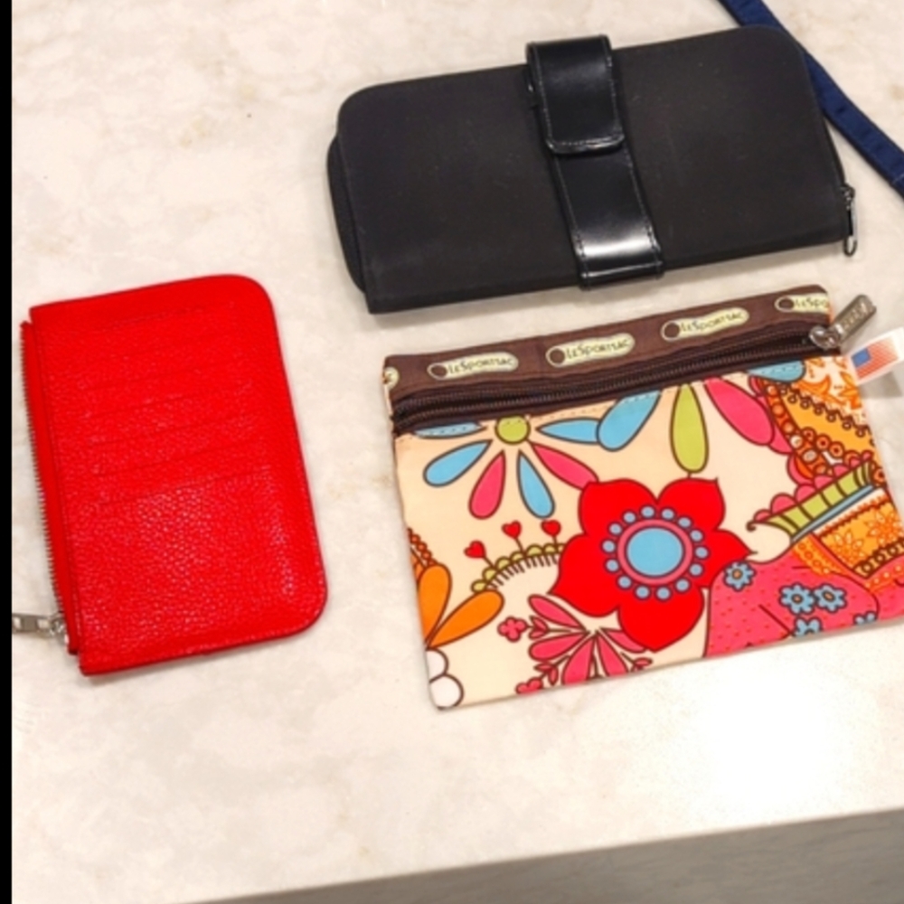 3 accessory bags